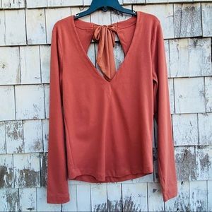 NWT Free People Terracotta Taupe V-Neck Long Sleeve Top with Tie Back Size XL